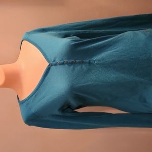 Mountain Hard Wear Women's Medium Long Sleeve Quick Dry Top